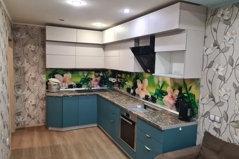 Продаётся 3-комнатная квартира, 79.8 м²