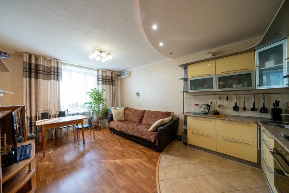 Продаётся 2-комнатная квартира, 52.8 м²
