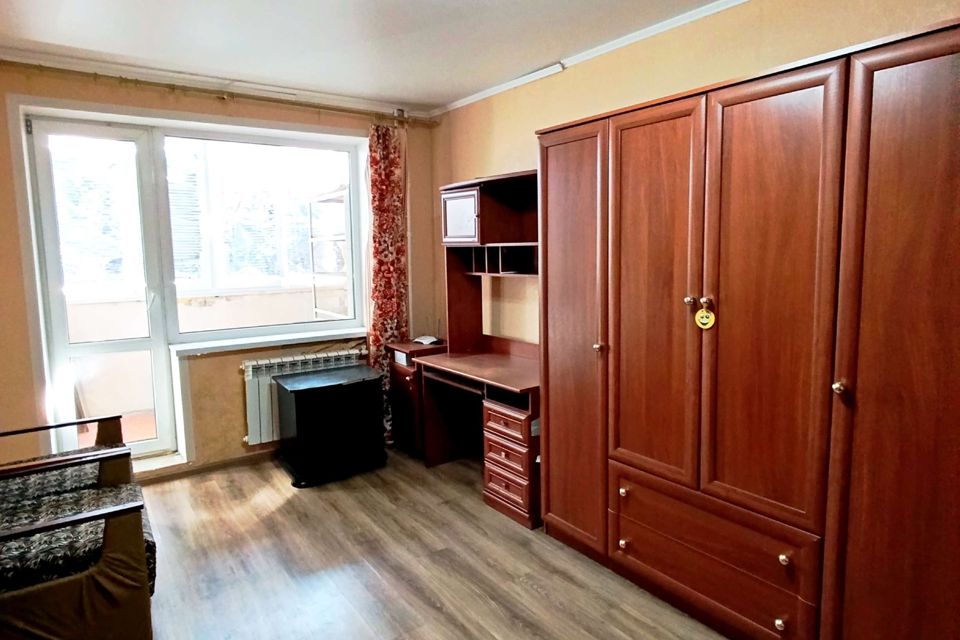 Продаётся 2-комнатная квартира, 42.7 м²