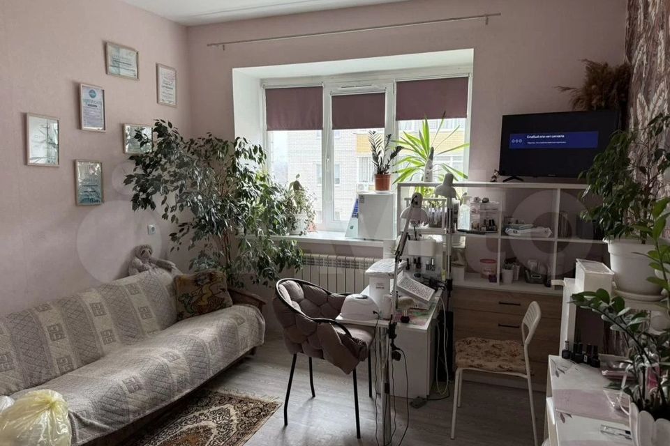 Продаётся 3-комнатная квартира, 77.6 м²