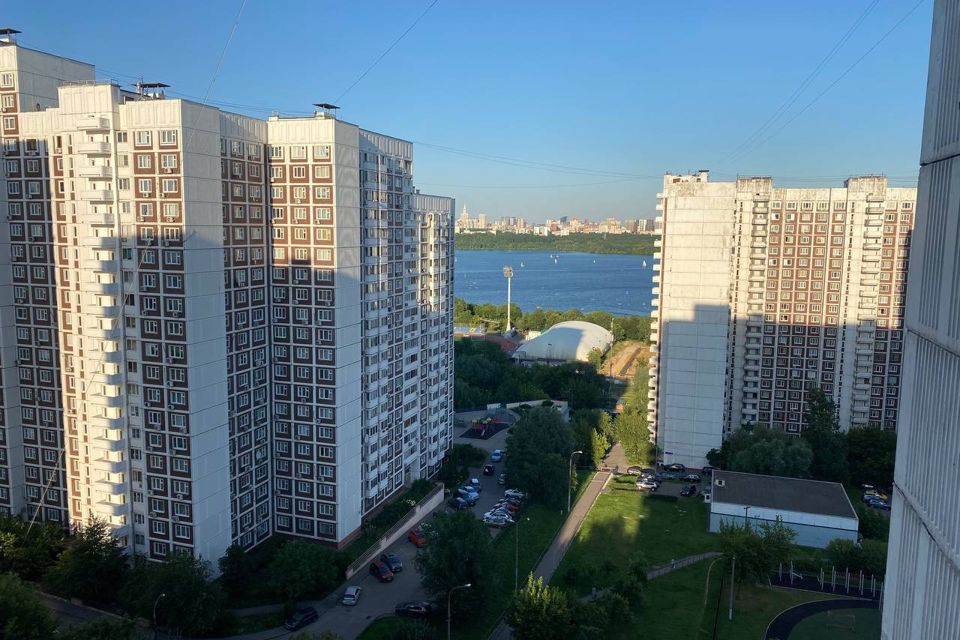 Продаётся 4-комнатная квартира, 99.4 м²