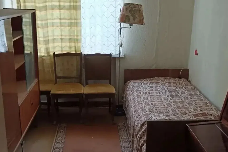 Продаётся 4-комнатная квартира, 64 м²