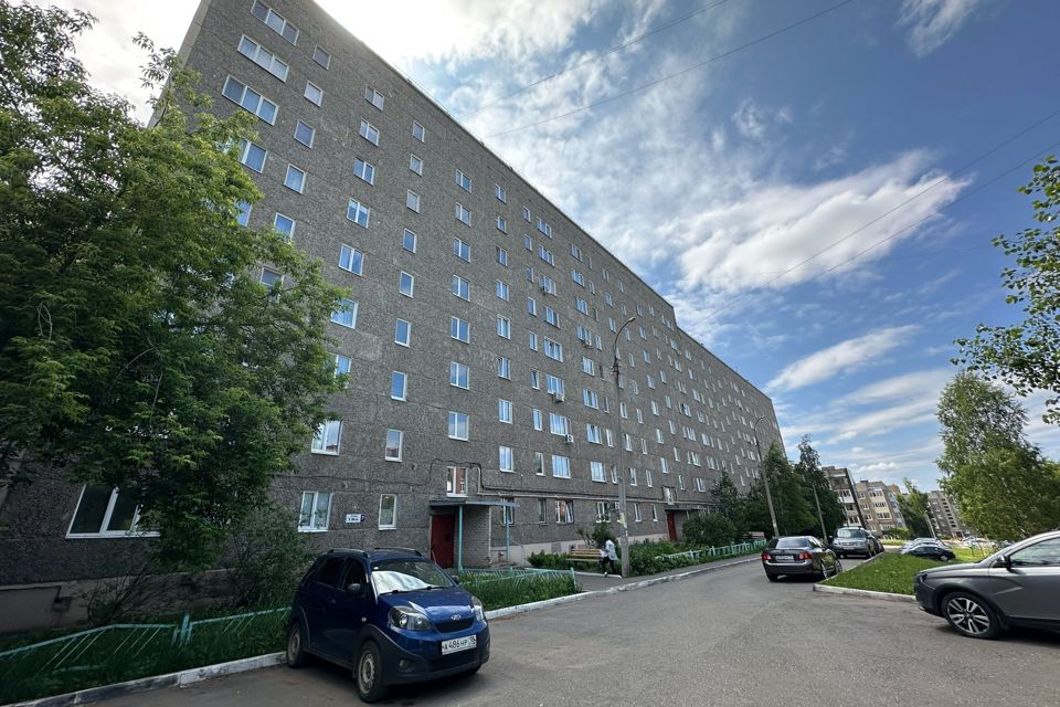 Продаётся 3-комнатная квартира, 53.9 м²