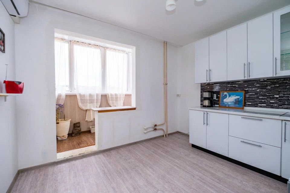 Продаётся 1-комнатная квартира, 43 м²