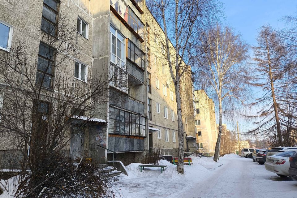 Продаётся 3-комнатная квартира, 58.7 м²