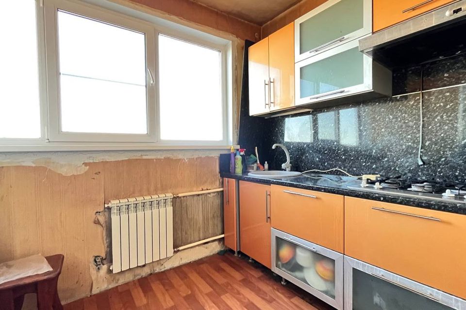 Продаётся 3-комнатная квартира, 59.8 м²