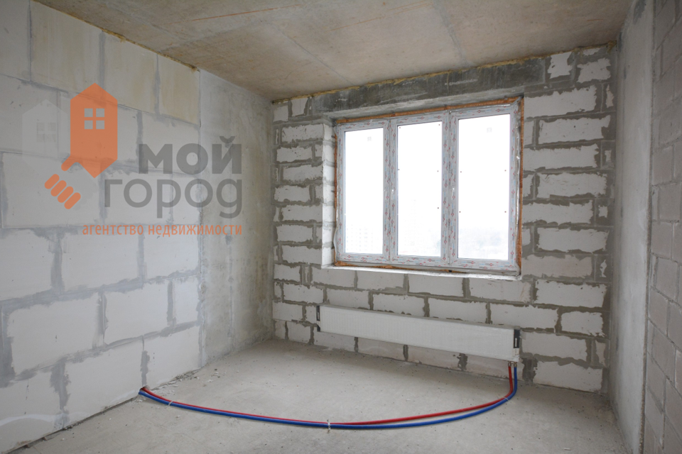Продаётся 1-комнатная квартира, 40.8 м²