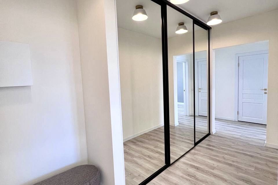 Продаётся 4-комнатная квартира, 83 м²