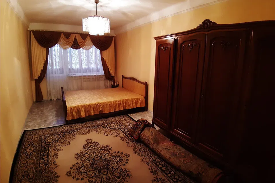 Продаётся 3-комнатная квартира, 70 м²
