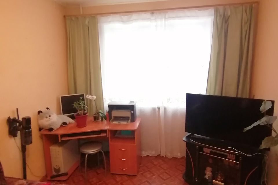 Продаётся 1-комнатная квартира, 37.3 м²