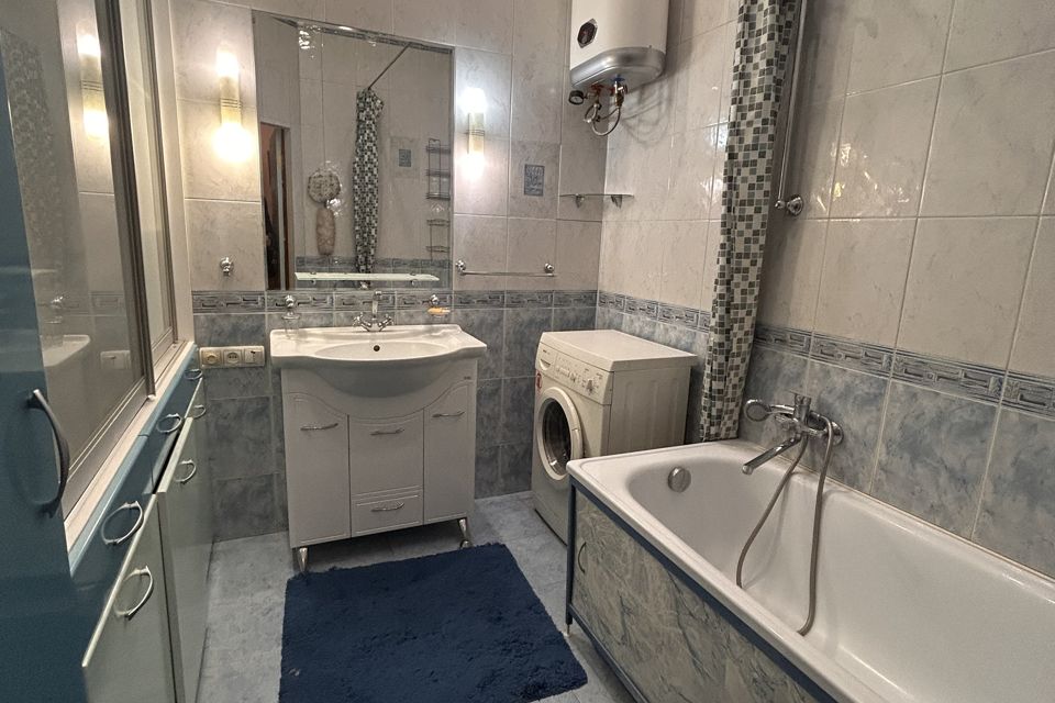 Продаётся 4-комнатная квартира, 103 м²
