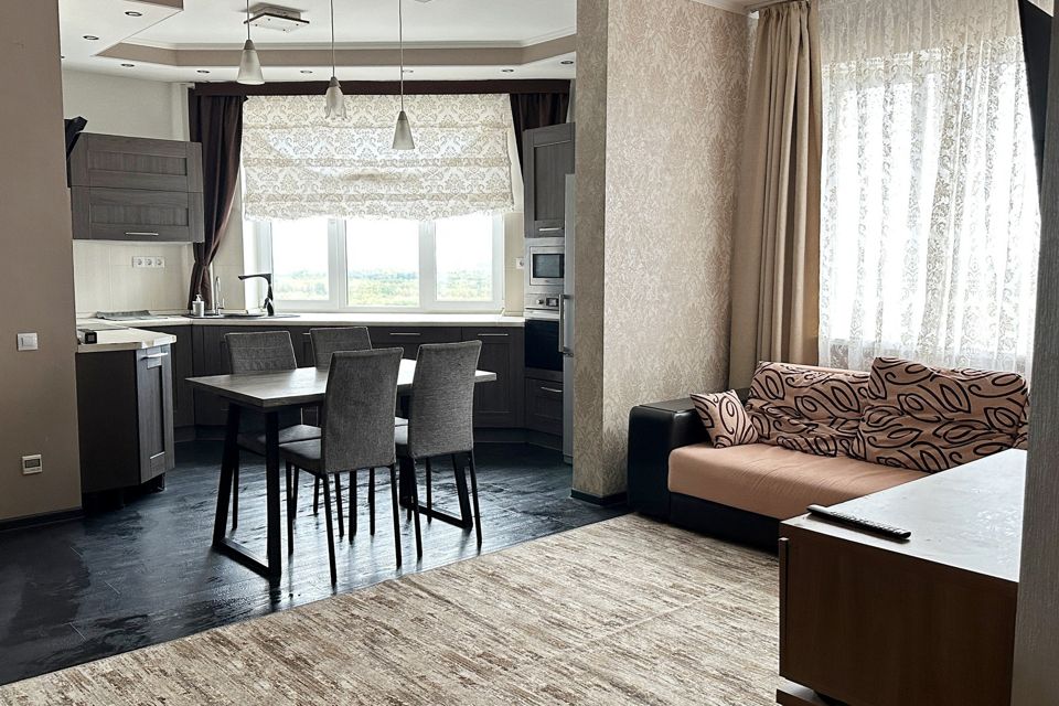Продаётся 4-комнатная квартира, 115.2 м²