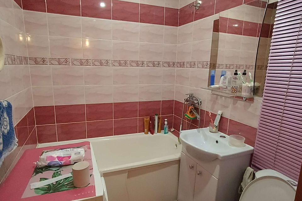 Продаётся 2-комнатная квартира, 43.3 м²