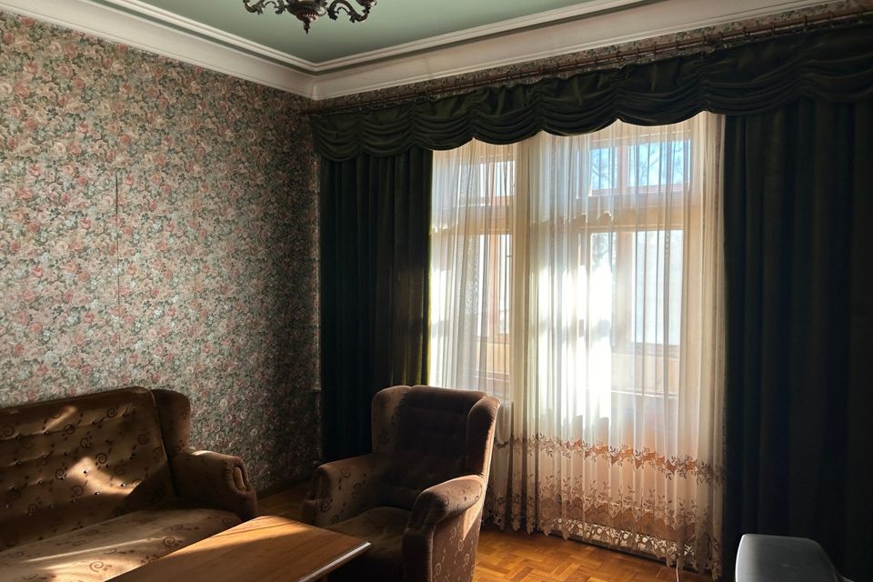 Продаётся 3-комнатная квартира, 82 м²