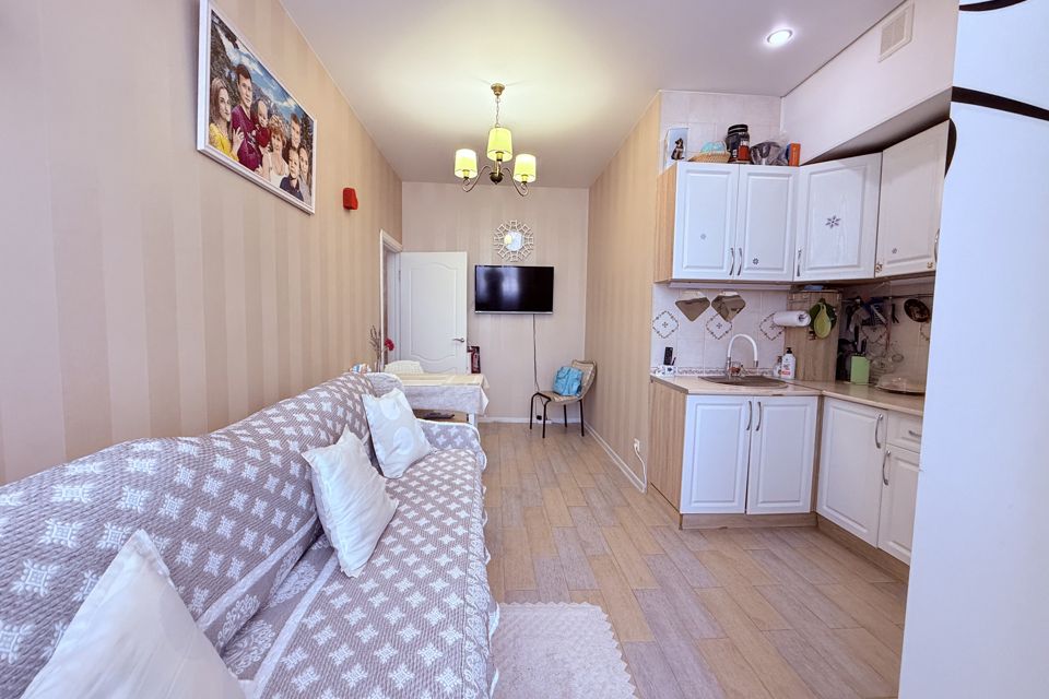 Продаётся 1-комнатная квартира, 46.7 м²