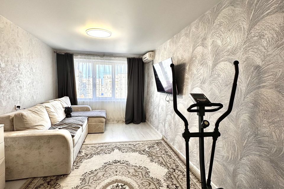 Продаётся 3-комнатная квартира, 65 м²