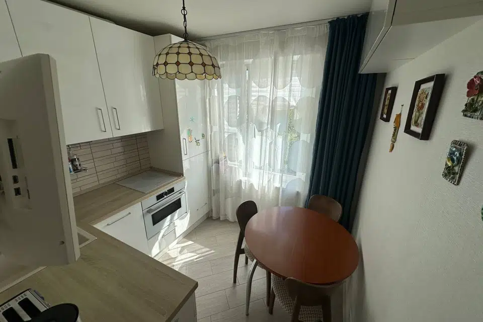 Продаётся 3-комнатная квартира, 70 м²