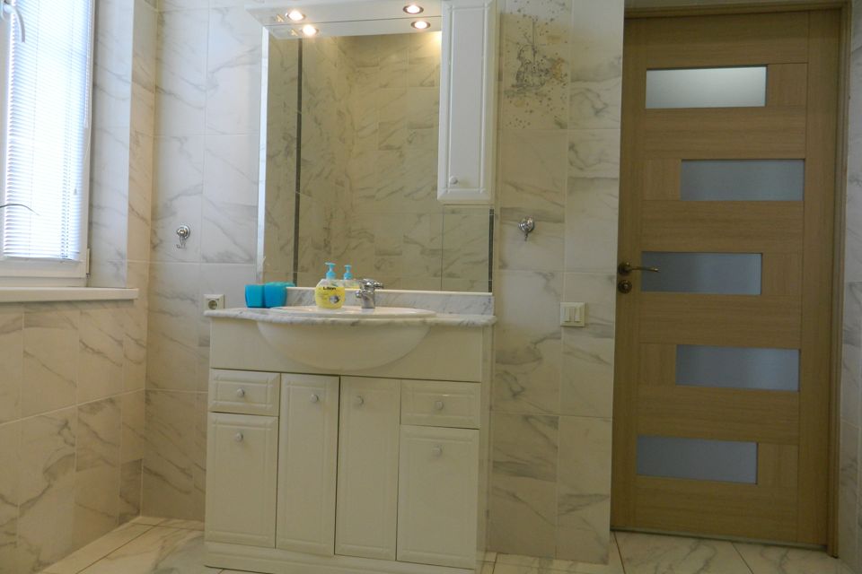 Продаётся 2-этажный дом, 251.9 м²