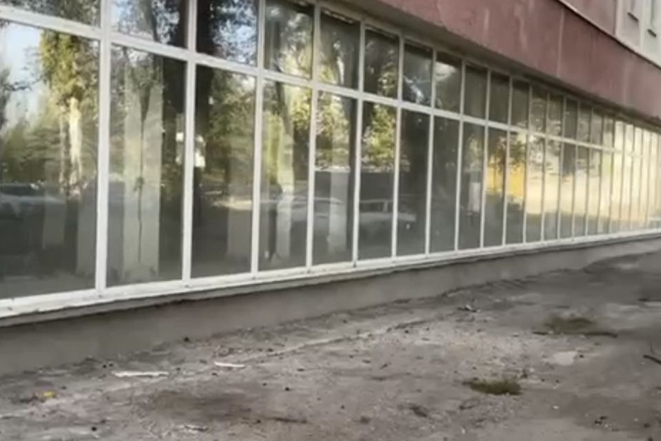 Продаётся торговое помещение, 1600 м²