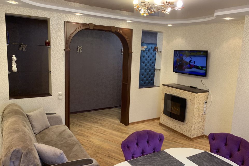 Продаётся 3-комнатная квартира, 56.3 м²