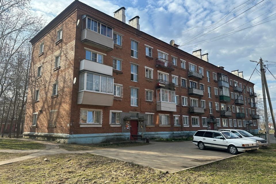 Продаётся 2-комнатная квартира, 42.4 м²