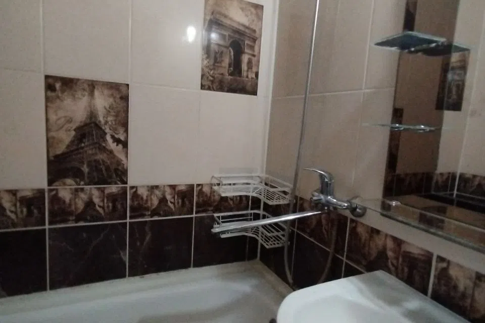 Продаётся 3-комнатная квартира, 70.4 м²