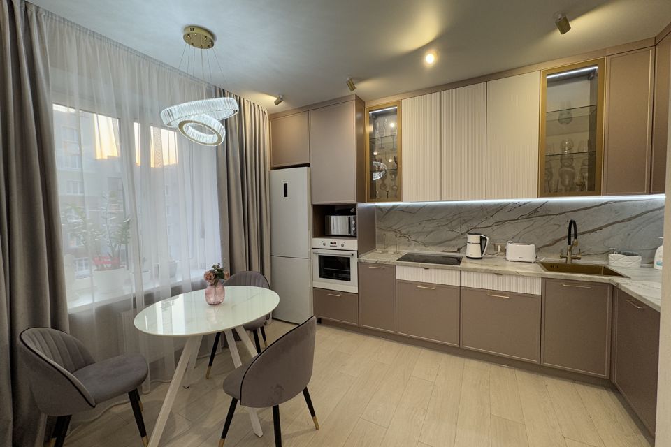 Продаётся 3-комнатная квартира, 56.8 м²