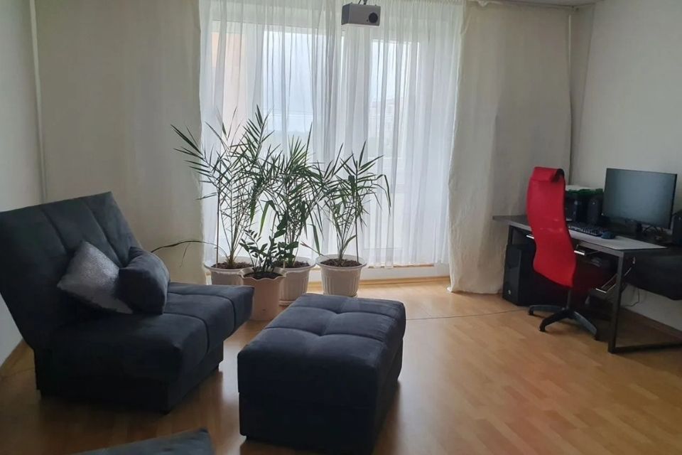 Продаётся 4-комнатная квартира, 88.1 м²