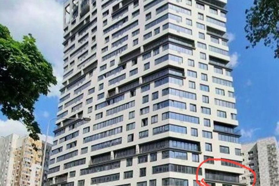 Продаётся 2-комнатная квартира, 104.8 м²