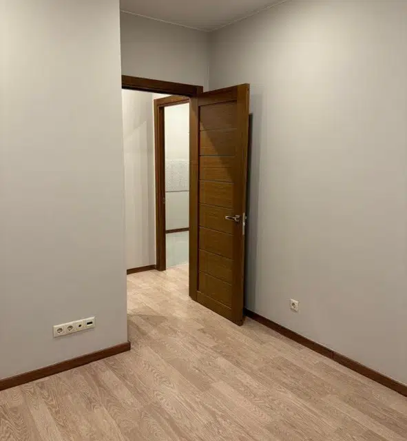 Продаётся 3-комнатная квартира, 56.4 м²