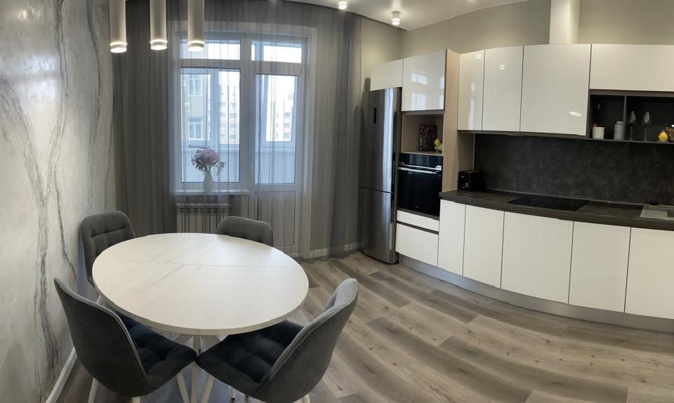 Сдаётся 2-комнатная квартира, 72 м²
