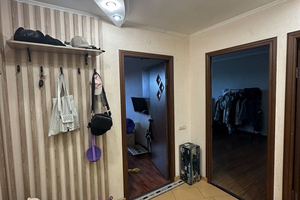 Продаётся 3-комнатная квартира, 63.9 м²