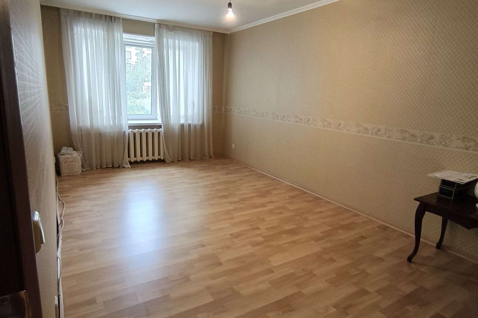Продаётся 2-комнатная квартира, 66.3 м²