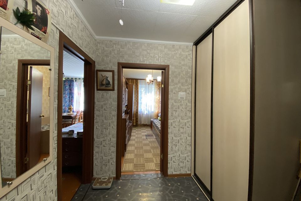 Продаётся 3-комнатная квартира, 62.3 м²