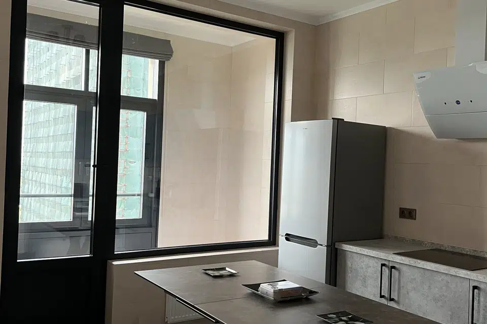 Продаётся 1-комнатная квартира, 43 м²