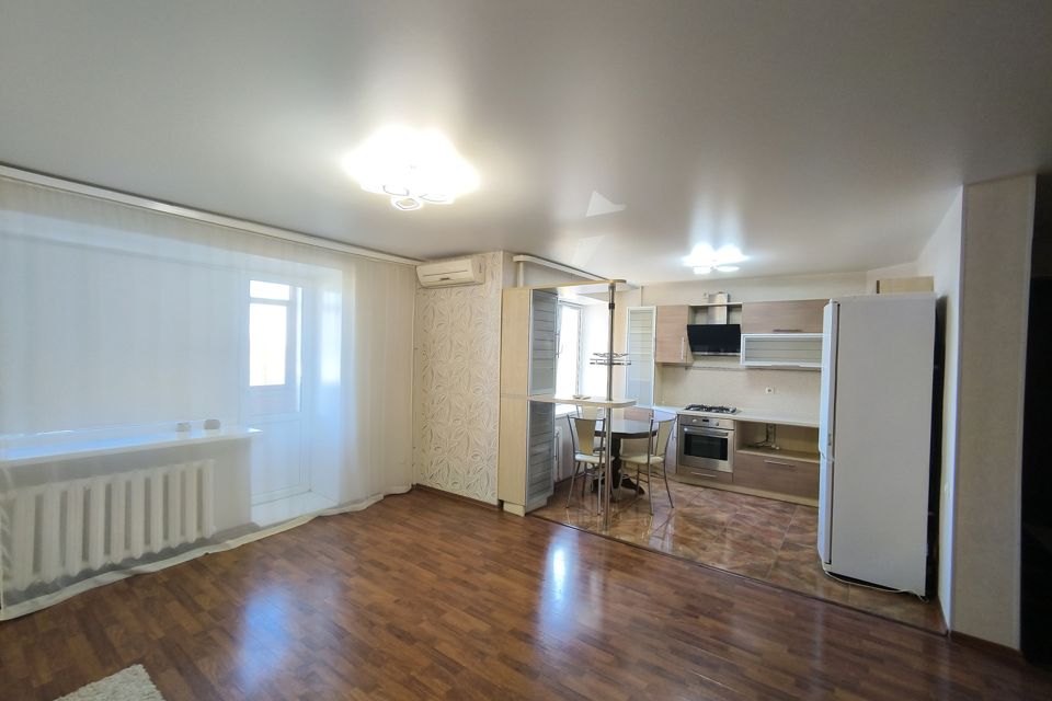 Продаётся 3-комнатная квартира, 61 м²