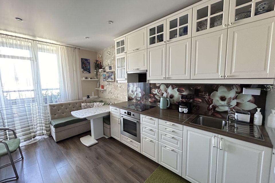 Продаётся 2-комнатная квартира, 63 м²