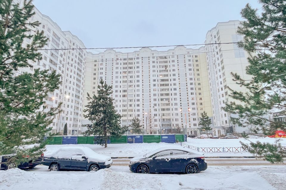 Продаётся 1-комнатная квартира, 42.1 м²