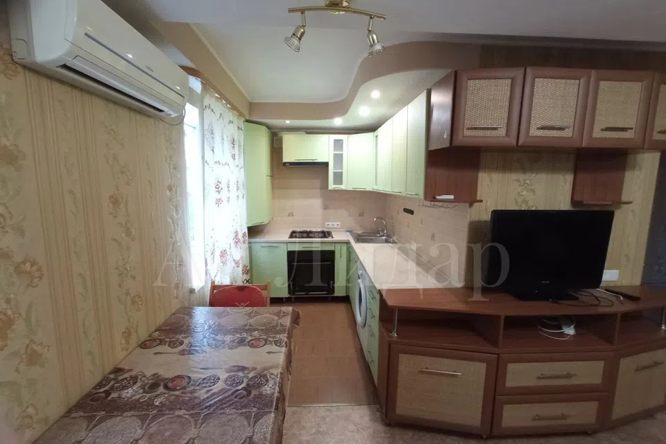 Продаётся 3-комнатная квартира, 55 м²