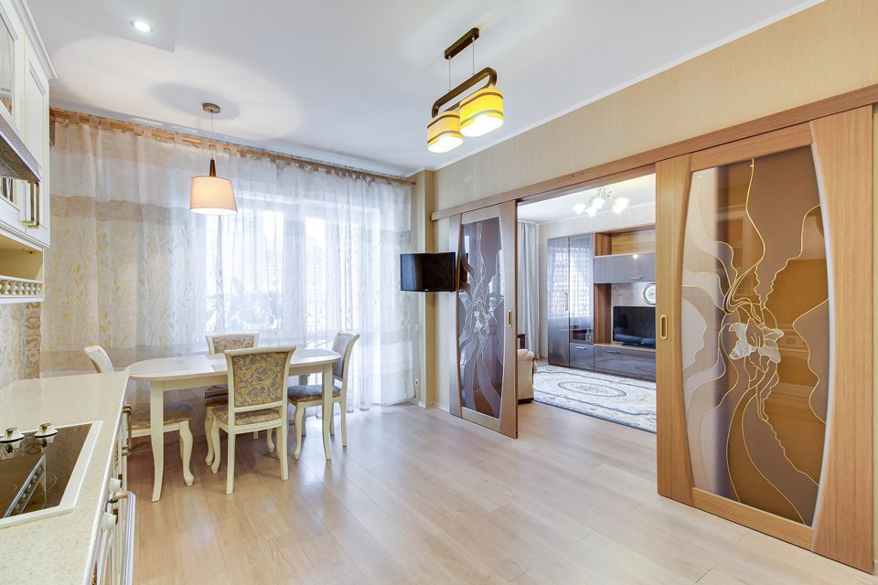 Продаётся 3-комнатная квартира, 90.8 м²