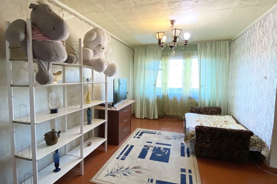 Продаётся 3-комнатная квартира, 58.4 м²