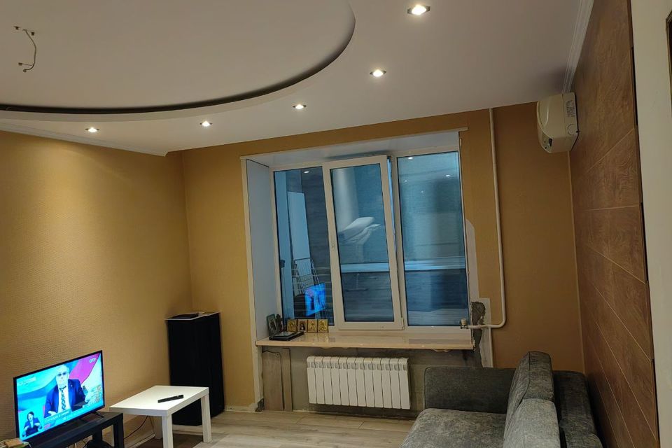 Продаётся 1-комнатная квартира, 50.4 м²