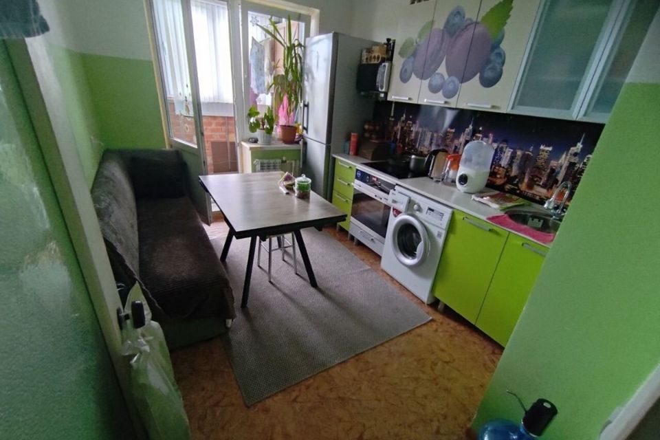 Продаётся 1-комнатная квартира, 39.7 м²