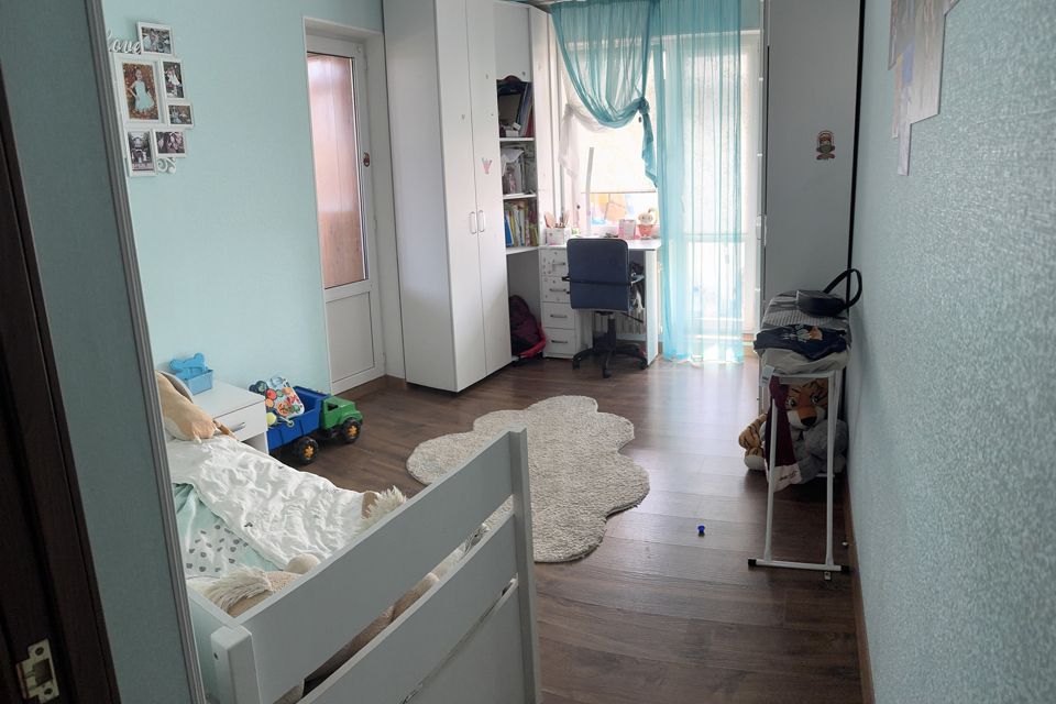 Продаётся 3-комнатная квартира, 80.2 м²
