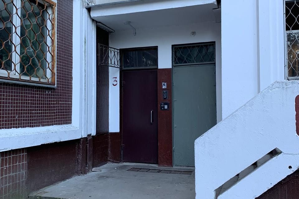 Продаётся 4-комнатная квартира, 97.5 м²