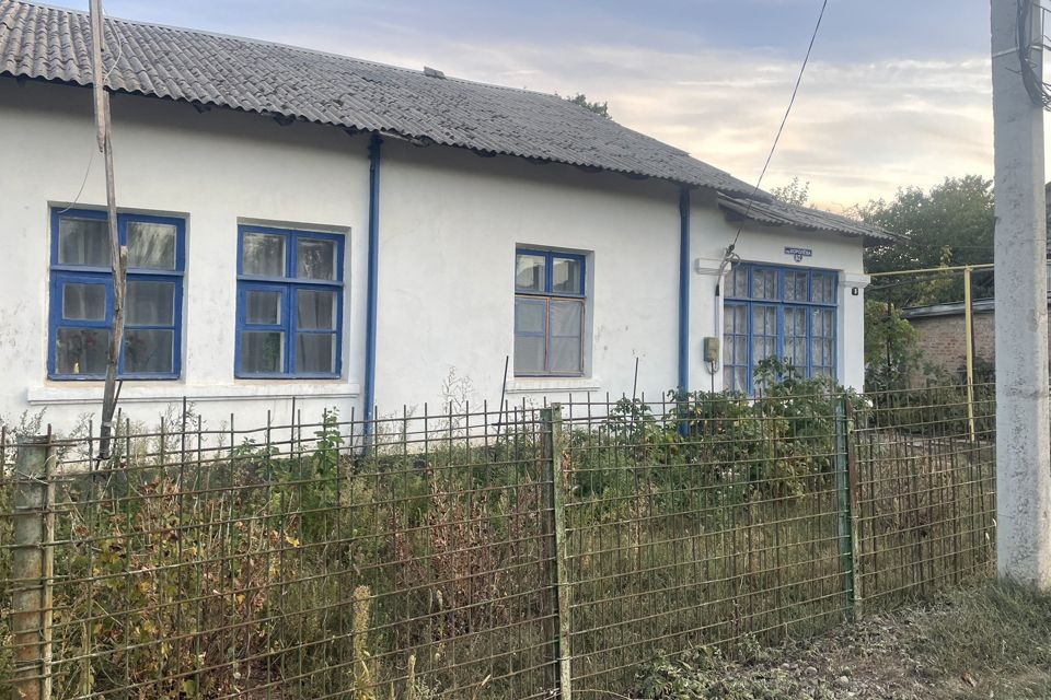 Продаётся 3-комнатная квартира, 55.2 м²