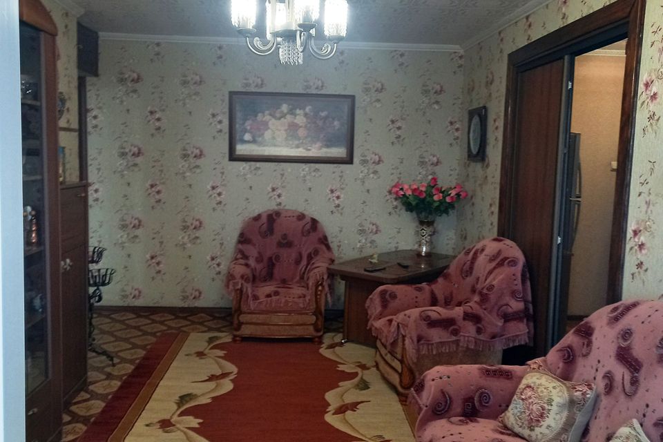 Продаётся 3-комнатная квартира, 57.3 м²