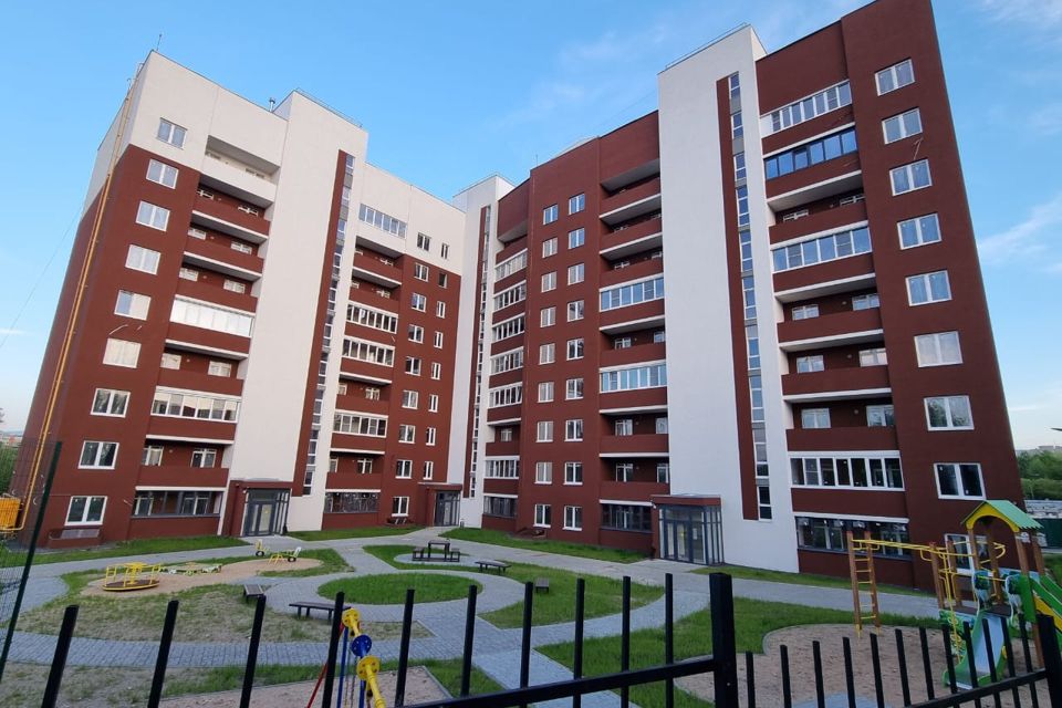 Продаётся 1-комнатная квартира, 49.56 м²