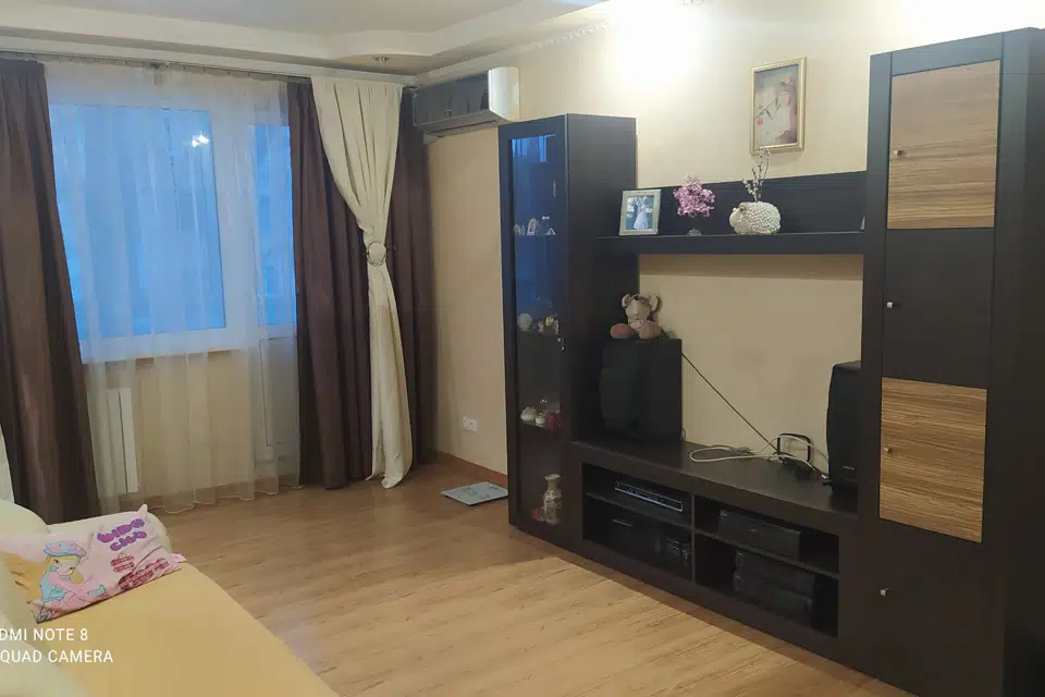 Продаётся 3-комнатная квартира, 63.7 м²