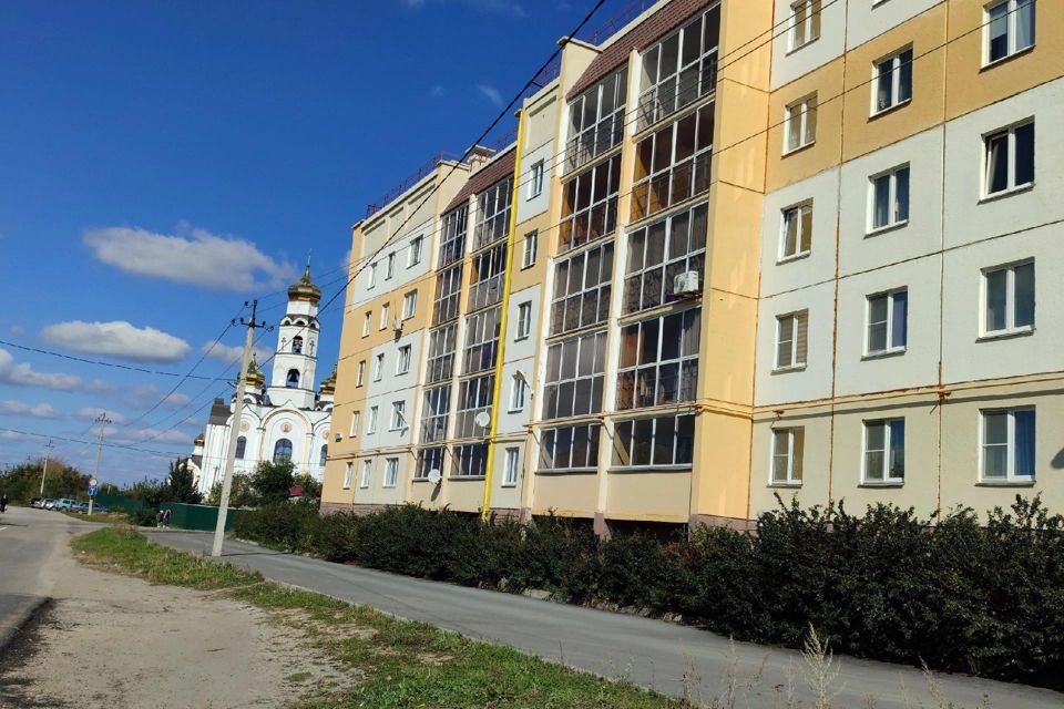 Продаётся 2-комнатная квартира, 52 м²